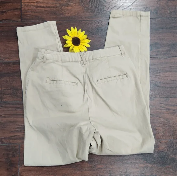 New ASOS Tan High Waisted Pants 🤎 - Picture 8 of 8